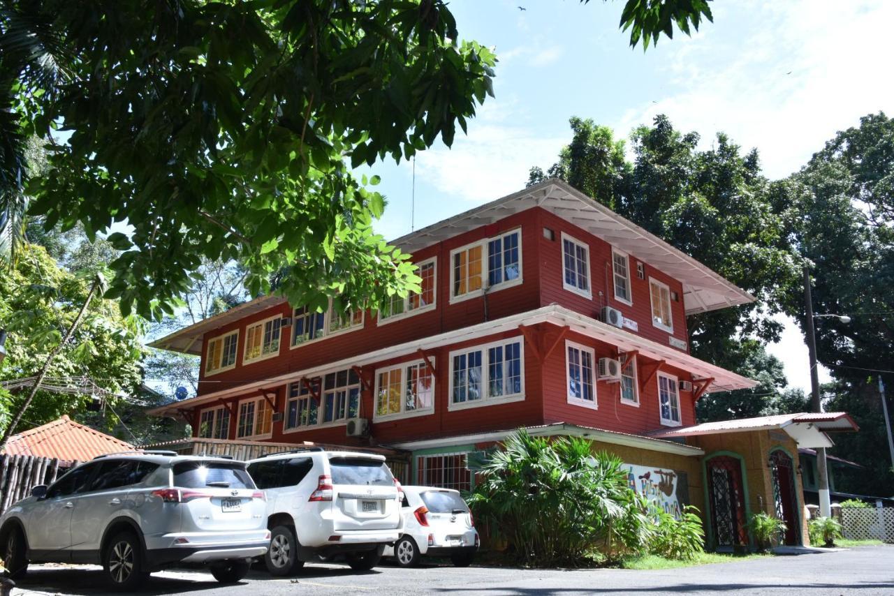 Hostal Amador Familiar Panama City Ngoại thất bức ảnh