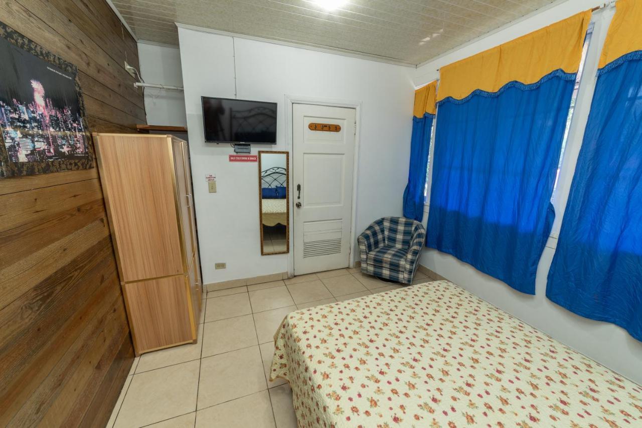 Hostal Amador Familiar Panama City Ngoại thất bức ảnh
