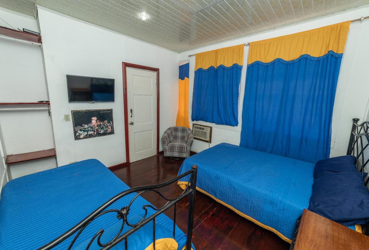 Hostal Amador Familiar Panama City Phòng bức ảnh
