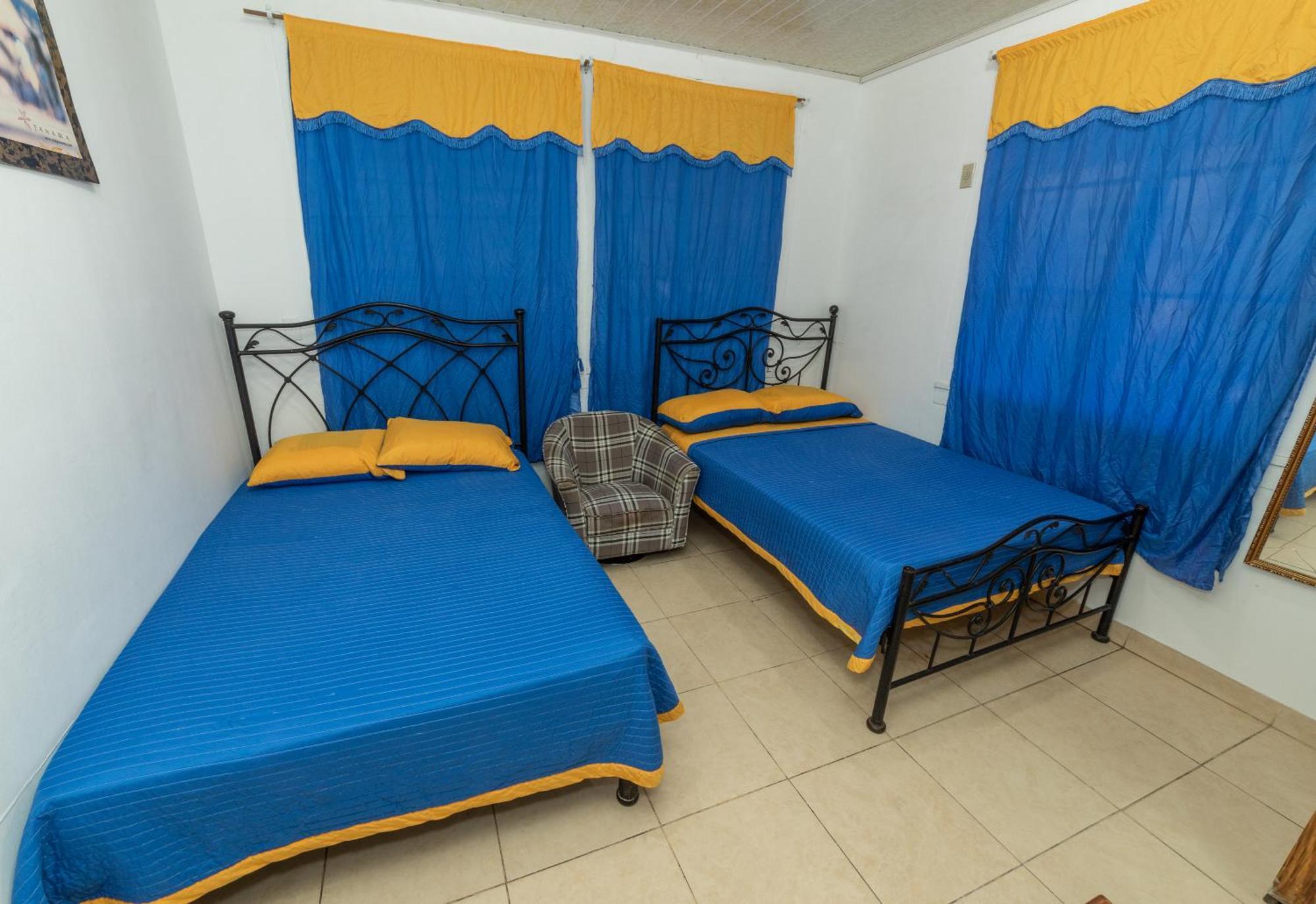 Hostal Amador Familiar Panama City Phòng bức ảnh