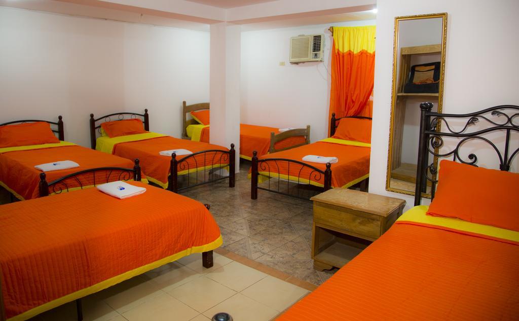 Hostal Amador Familiar Panama City Ngoại thất bức ảnh