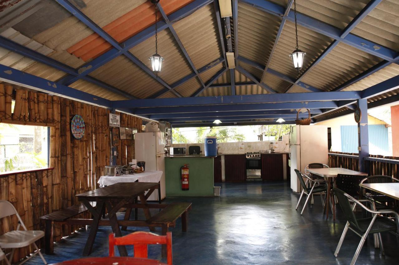 Hostal Amador Familiar Panama City Ngoại thất bức ảnh